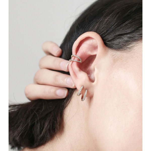 Trendy Golden Round Earring